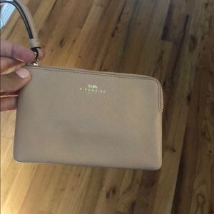 Coach wristlet wallet